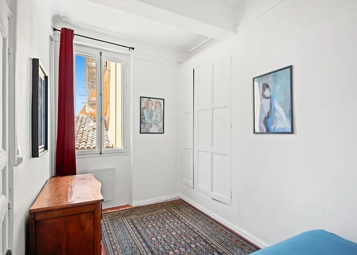 Entre Art Et Histoire - Escapade Elegante * Ιέρ