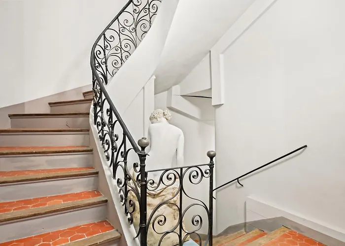 Διαμέρισμα Entre Art Et Histoire - Escapade Elegante Ιέρ